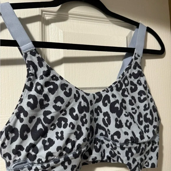 AERIE workout set - Picture 4 of 5